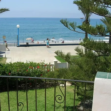 Beach Front For 8 Persons Torrox
