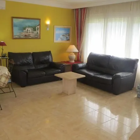 Beach Front For 8 Persons Torrox